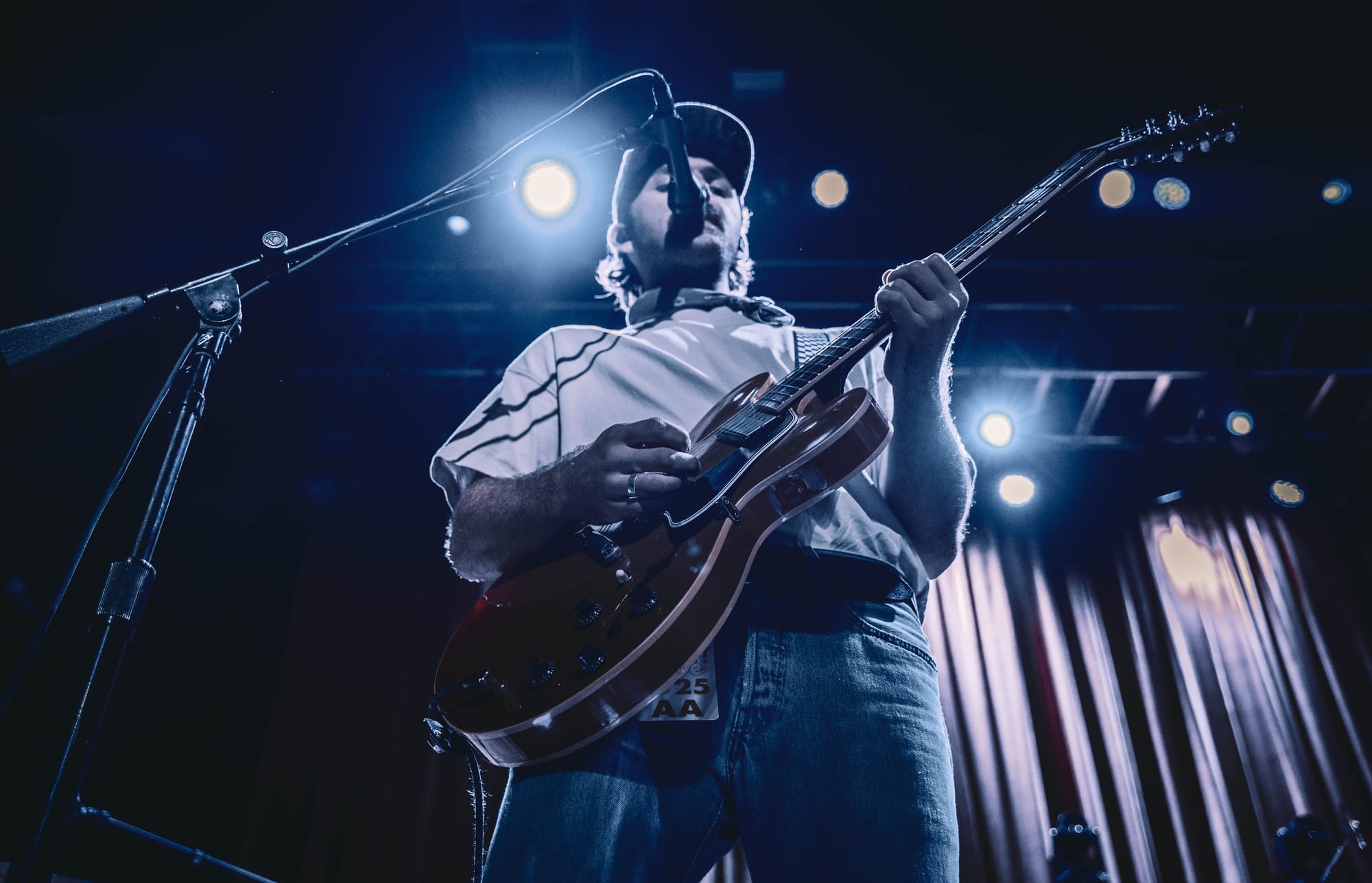 Jake Scott Captures the Hearts of Chicago