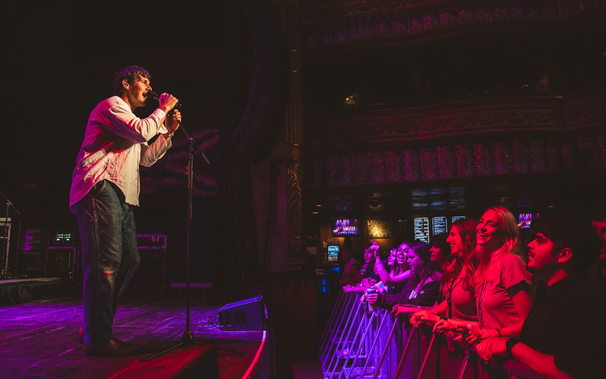 Jake Scott Captures the Hearts of Chicago