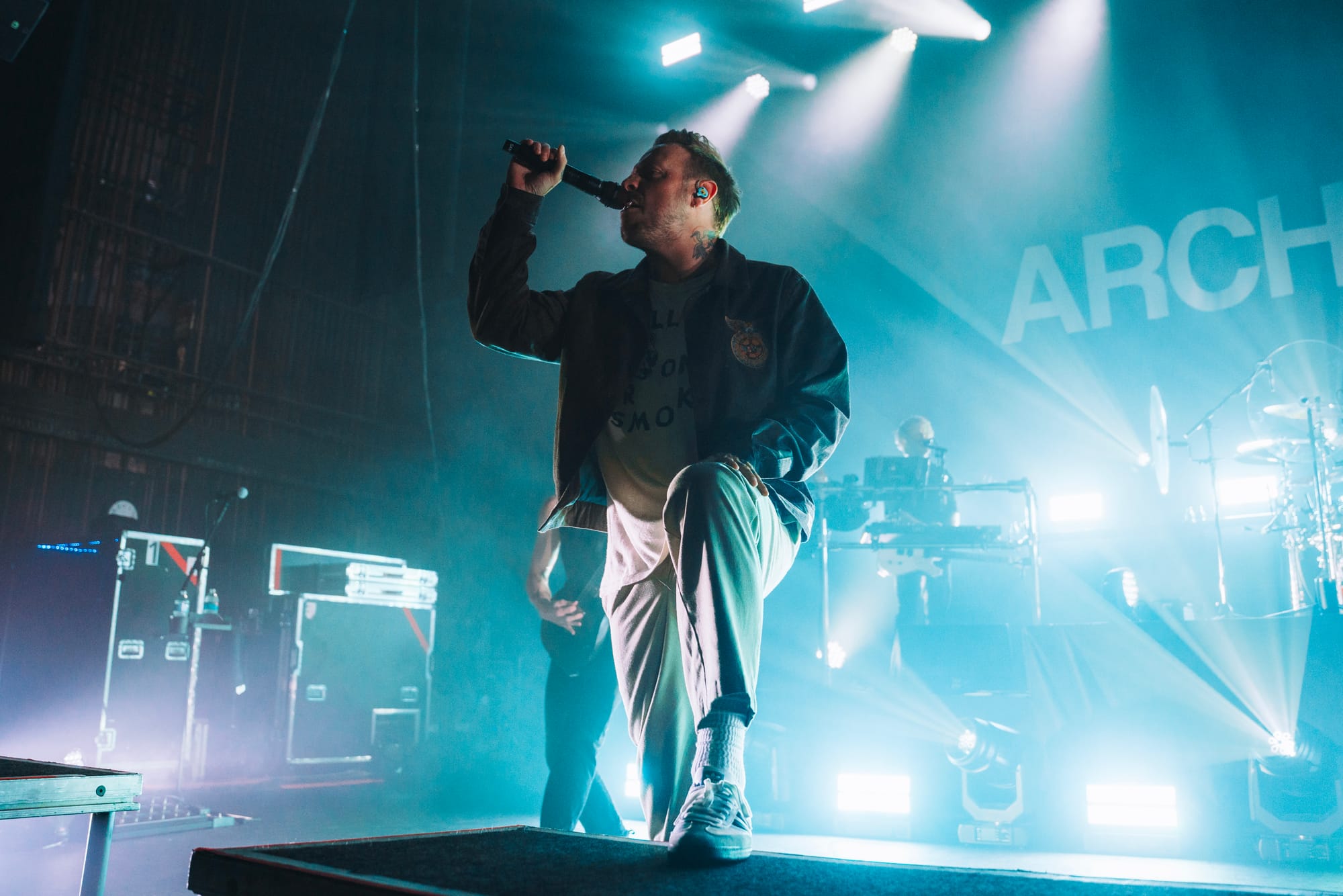 ARCHITECTS build a strong foundation in Chicago's Riviera Theater.