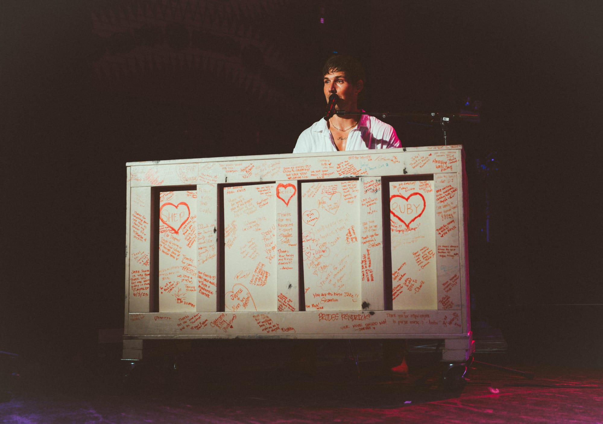 Jake Scott Captures the Hearts of Chicago