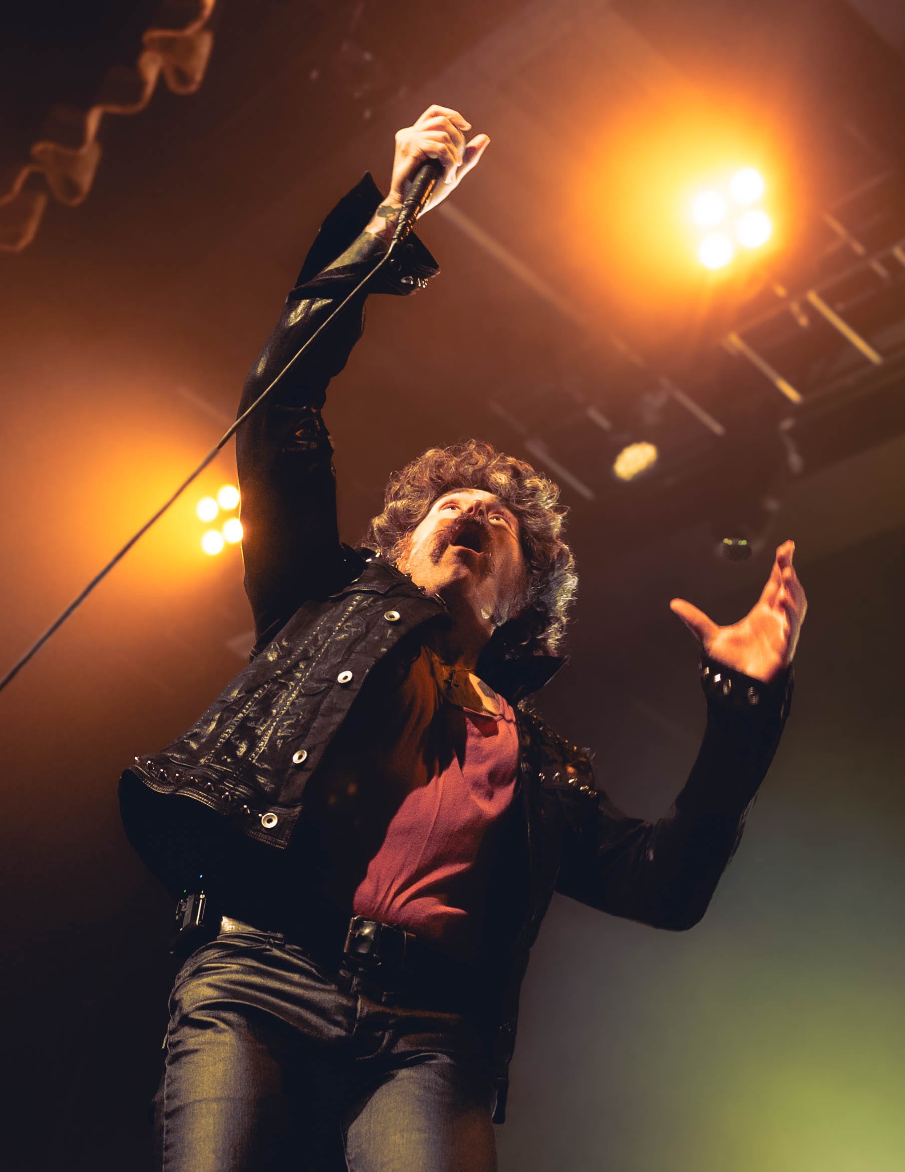 AFI (A Fire Inside) light up The Brooklyn Paramount with a full packed of New Yorkers.