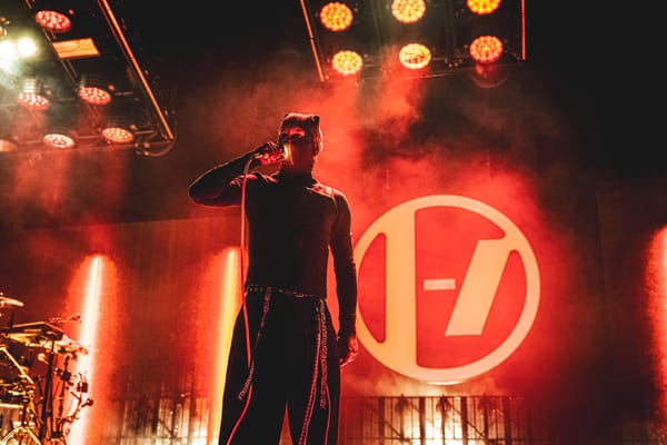Twenty One Pilots Take Over Chicago